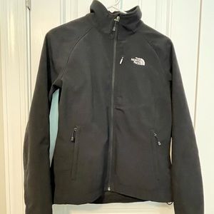 The North Face; size Medium; Black